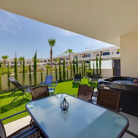 Mediterranean Gardens Apartament *