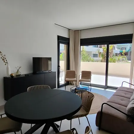 Mediterranean Gardens Apartment