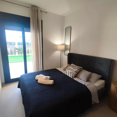 Mediterranean Gardens Apartment *