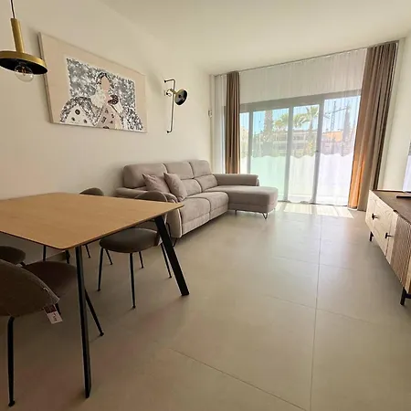 Mediterranean Gardens Apartment *